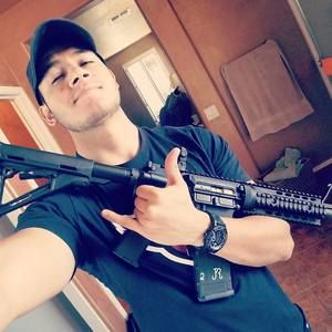 Meet your Posher, Javier